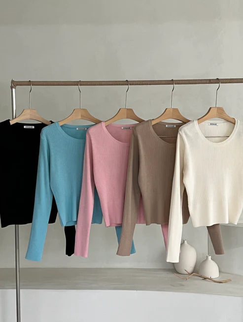 Leah Long Sleeve Knit Top