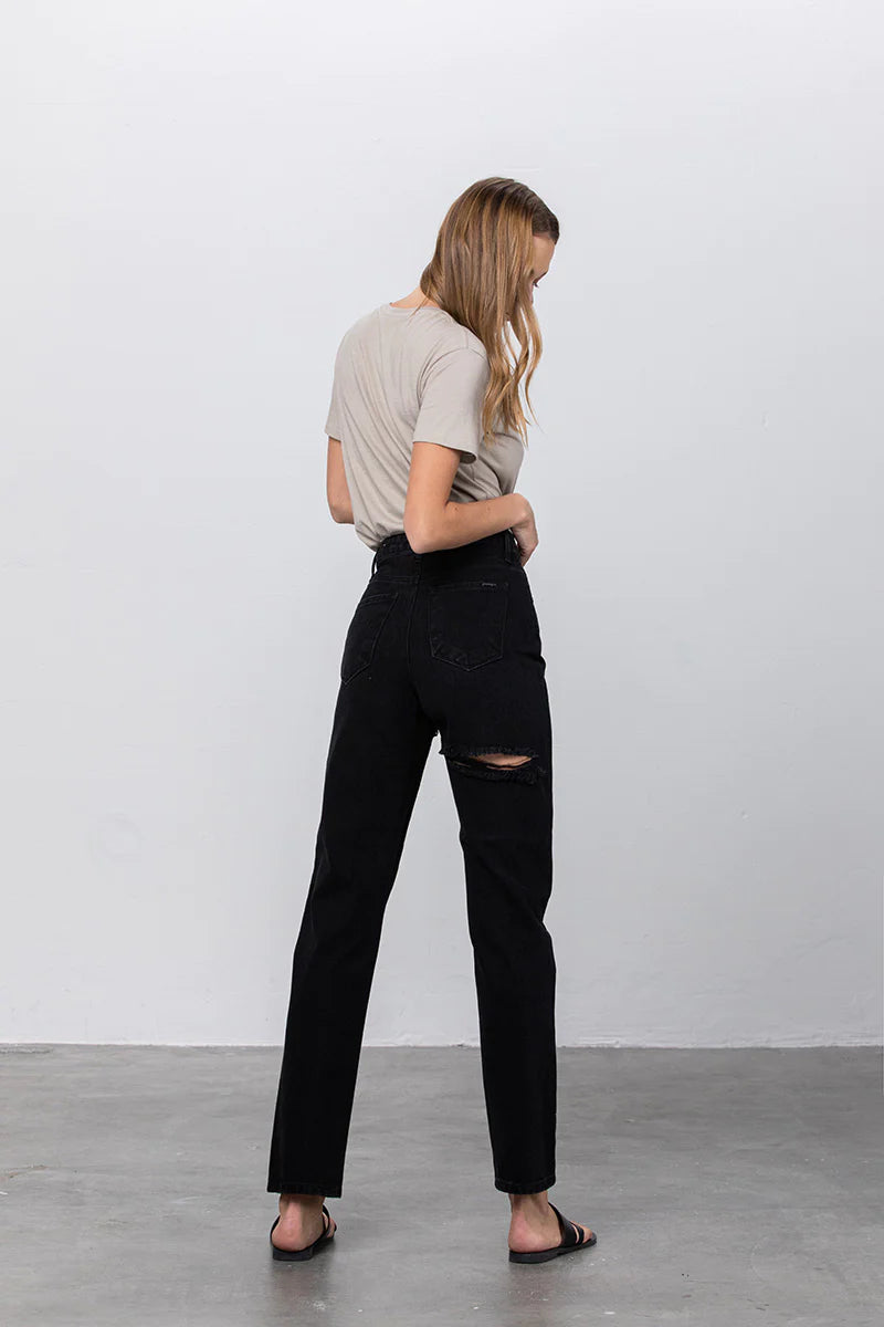 Jadon Ripped Mom Jeans